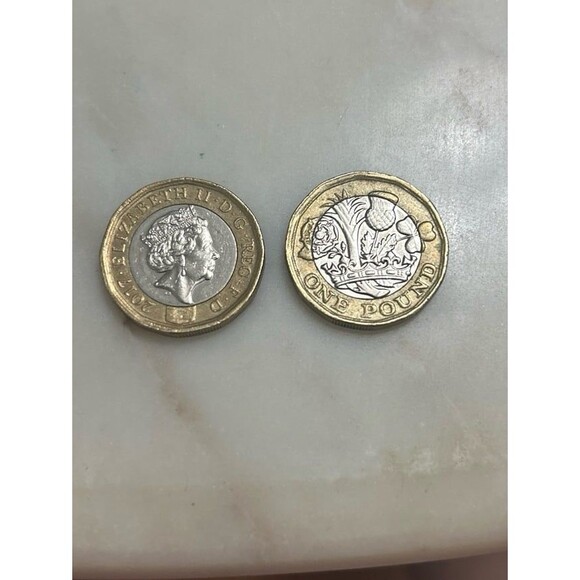 1 Pound 2017 Coins- SET OF 2 - Picture 5 of 5